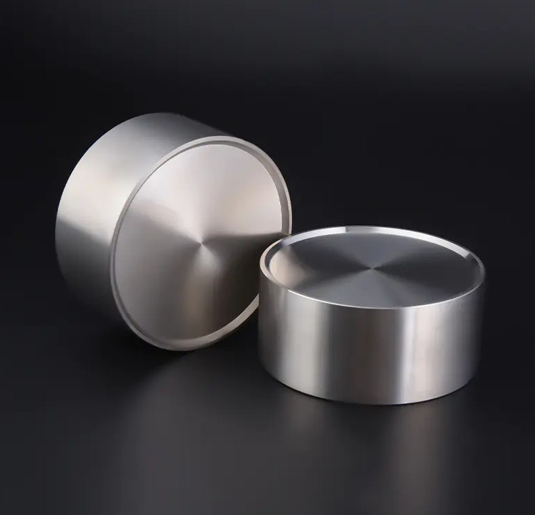 Qu’est-ce qui fait de Titanium Targets le catalyseur essentiel de la fabrication de couches minces de nouvelle génération ?